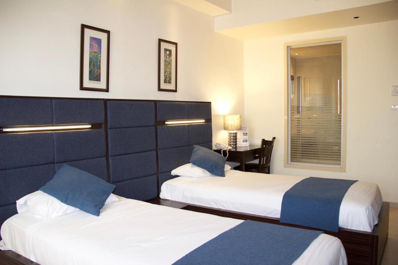 Deluxe Tweepersoonskamer met 2 Aparte Bedden