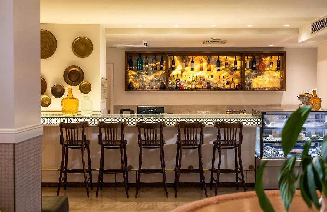 Prima Kings Hotel-1